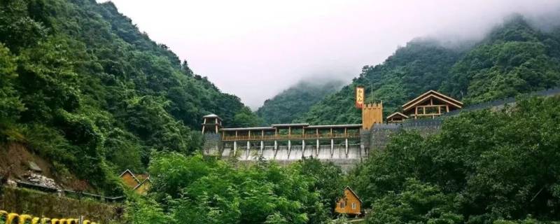 百科达人 柞水县景点有柞水溶洞,凤凰古镇,秦楚古道,西甘沟景区,对峰